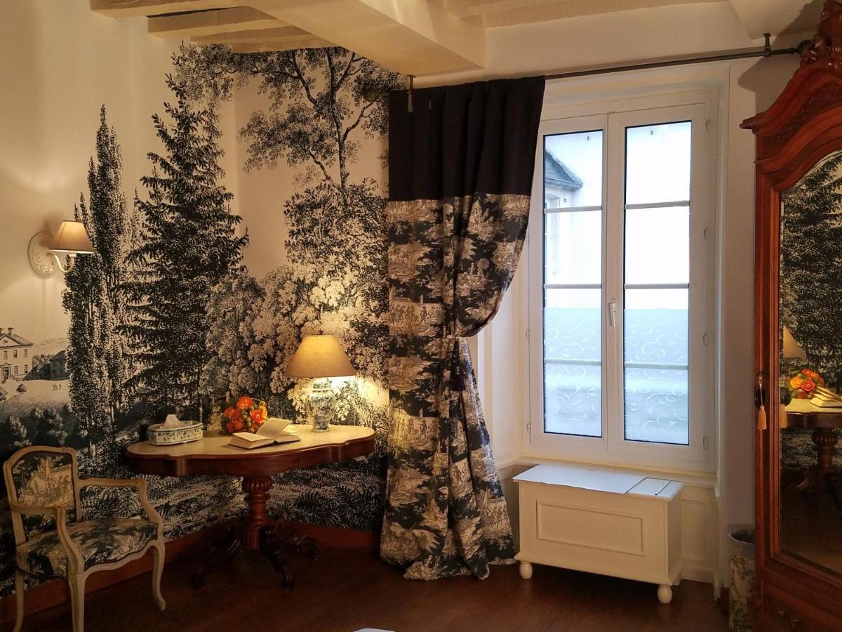 バイユー Logis Les Remparts Bed & Breakfast エクステリア 写真