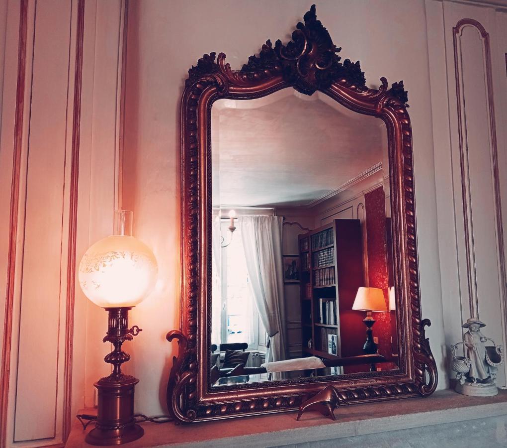 バイユー Logis Les Remparts Bed & Breakfast エクステリア 写真