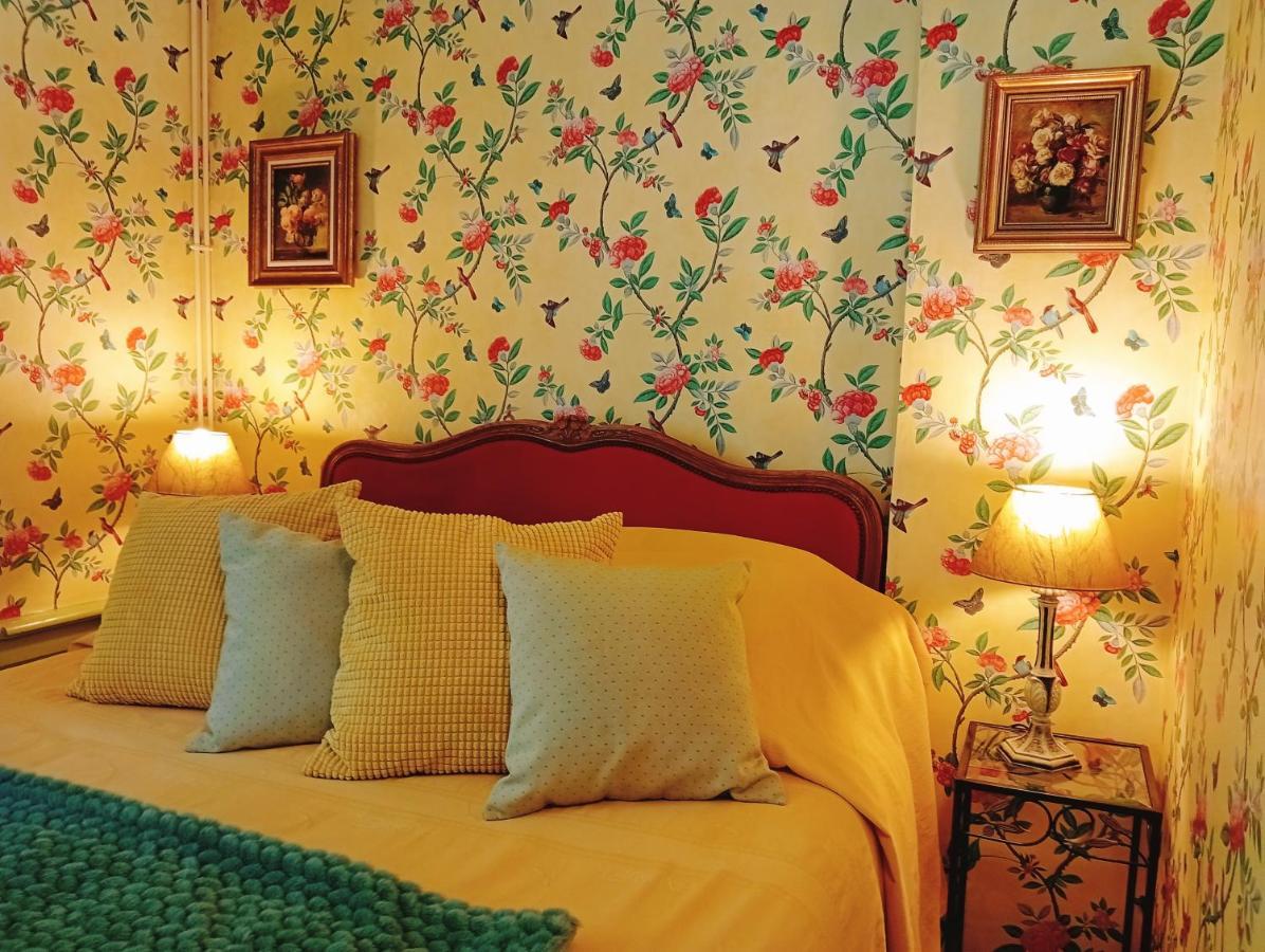 バイユー Logis Les Remparts Bed & Breakfast エクステリア 写真